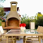 Zadar, The Florens - Near The With The New Pool & Garden, Bbq And Kids Playground 자다르