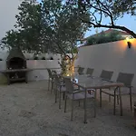아파트 Zadar, The Florens - Near The With The New Pool & Garden, Bbq And Kids Playground *