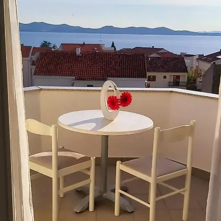 Lejlighed Zadar, The Florens - Near The With The New Pool & Garden, Bbq And Kids Playground *