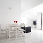 Zadar, The Florens - Near The With The New Pool & Garden, Bbq And Kids Playground Lägenhet Zadar