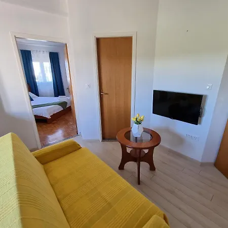 Zadar, The Florens - Near The With The New Pool & Garden, Bbq And Kids Playground *