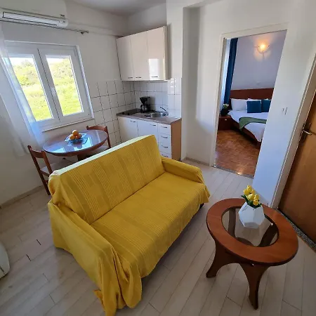 Apartment Zadar, The Florens - Near The With The New Pool & Garden, Bbq And Kids Playground