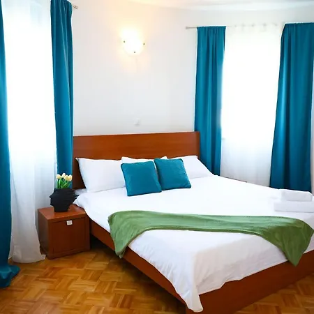 Zadar, The Florens - Near The With The New Pool & Garden, Bbq And Kids Playground Zadar