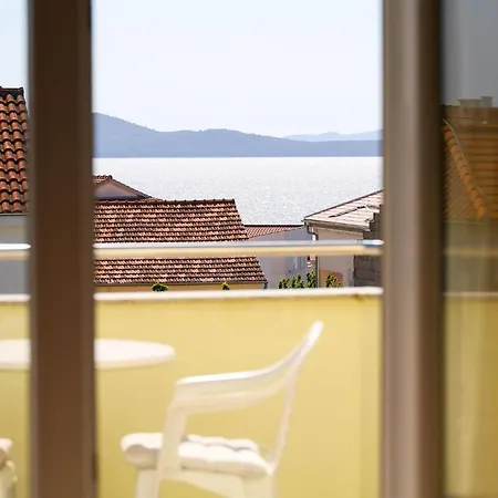 Zadar, The Florens - Near The With The New Pool & Garden, Bbq And Kids Playground *