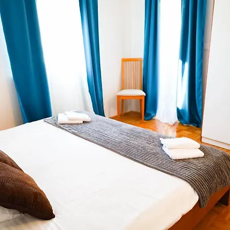 Apartment Zadar, The Florens - Near The With The New Pool & Garden, Bbq And Kids Playground *