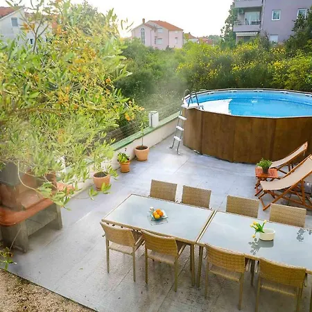 Zadar, The Florens - Near The With The New Pool & Garden, Bbq And Kids Playground Apartment *