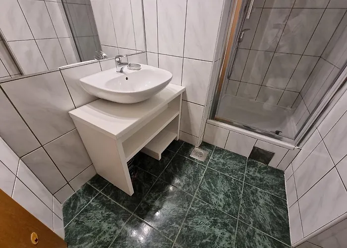 Zadar, The Florens - Near The With The New Pool & Garden, Bbq And Kids Playground Appartement *