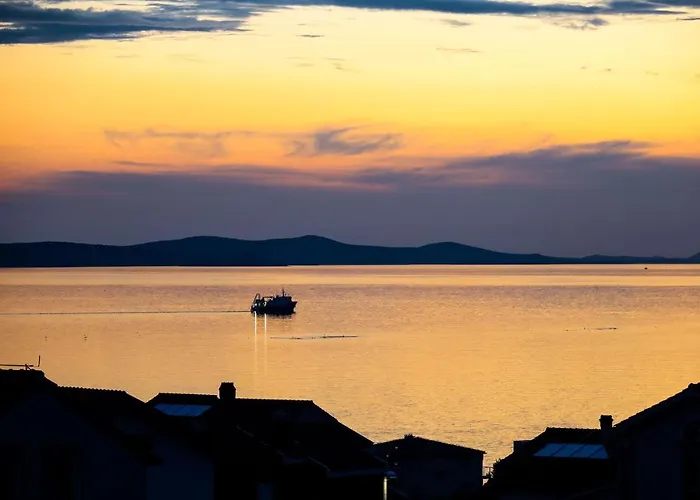 Appartement Zadar, The Florens - Near The With The New Pool & Garden, Bbq And Kids Playground Zadar