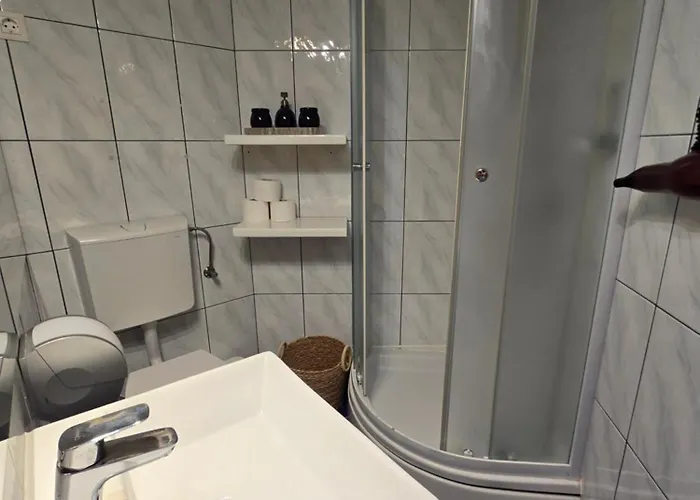 Zadar, The Florens - Near The With The New Pool & Garden, Bbq And Kids Playground Appartement