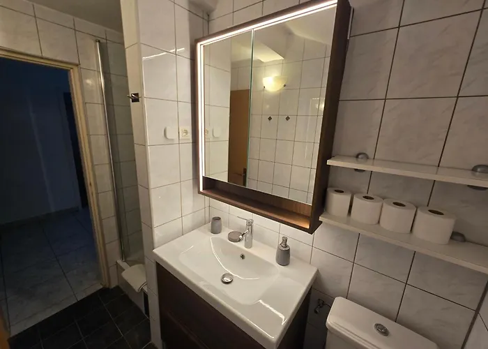 Zadar, The Florens - Near The With The New Pool & Garden, Bbq And Kids Playground Appartement *